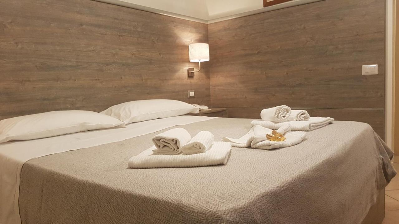 Hotel La Baia 蓬扎 外观 照片