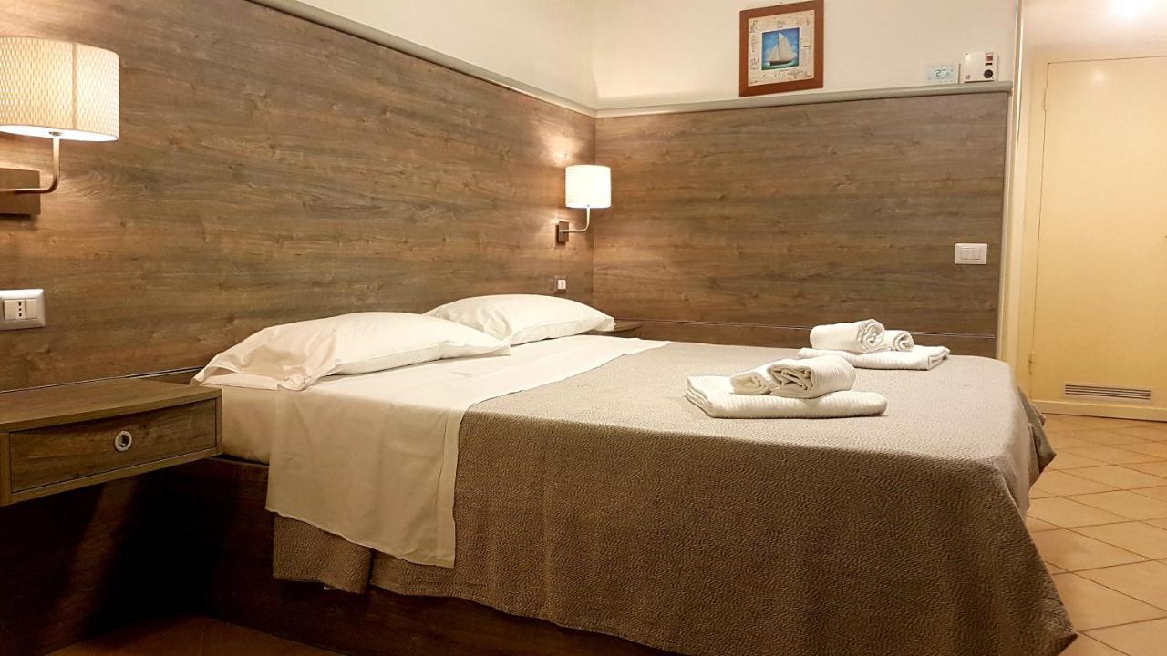 Hotel La Baia 蓬扎 外观 照片