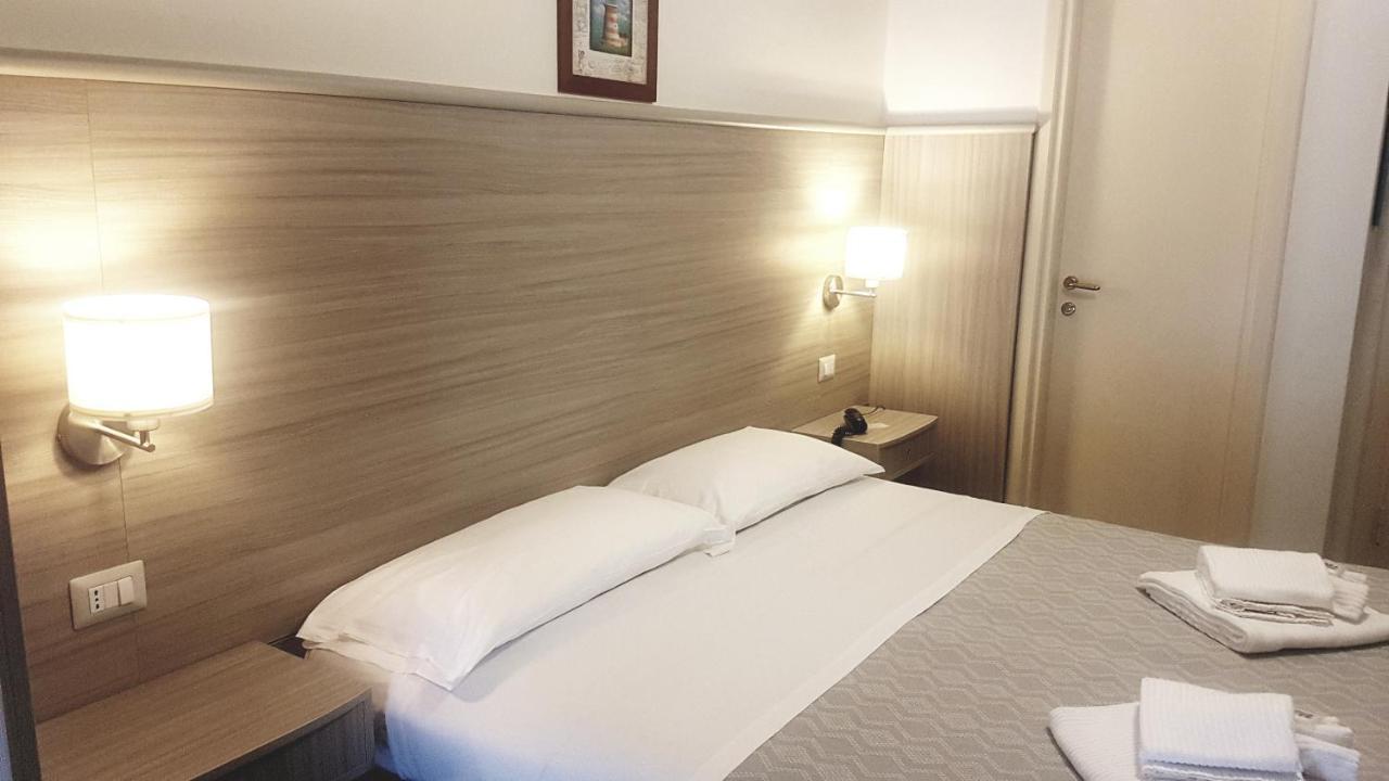 Hotel La Baia 蓬扎 外观 照片