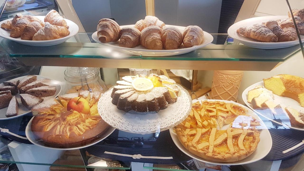 Hotel La Baia 蓬扎 外观 照片