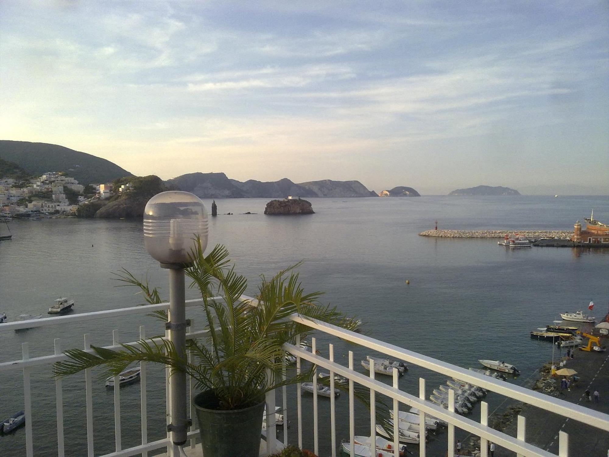 Hotel La Baia 蓬扎 外观 照片