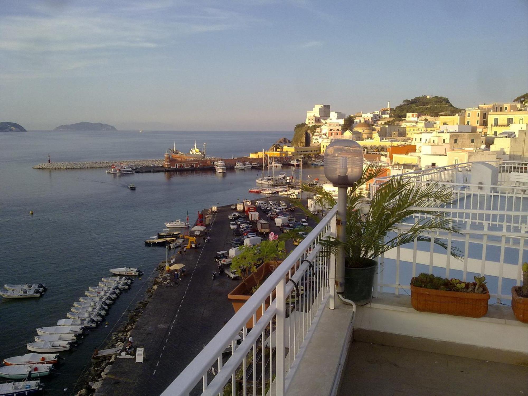 Hotel La Baia 蓬扎 外观 照片